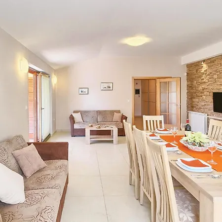 Holiday home Mala Vala Cr *